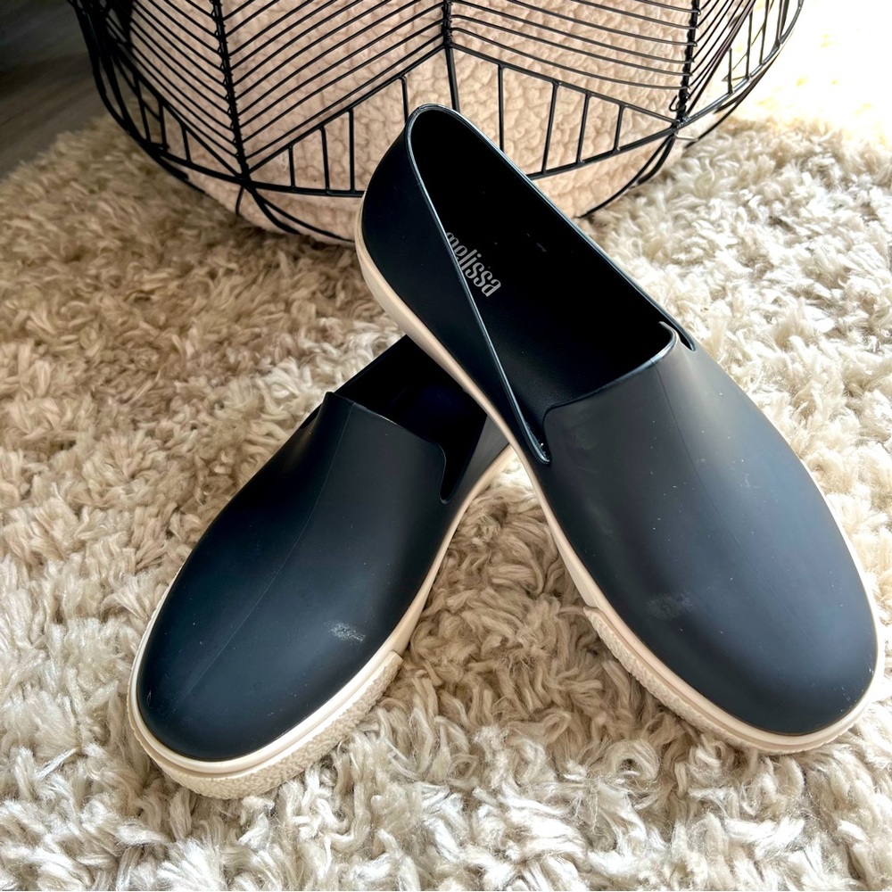Melissa Ground II Black Slip On Sneaker